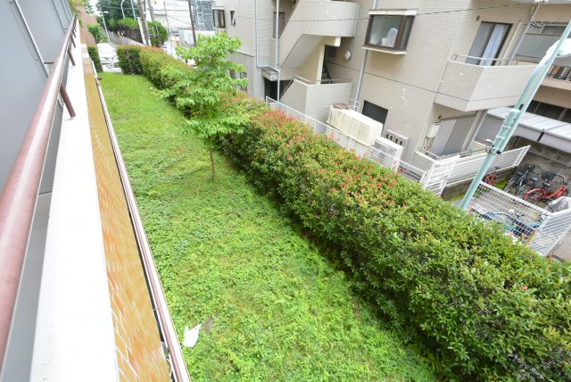 ライオンズマンション学芸大学 バルコニー