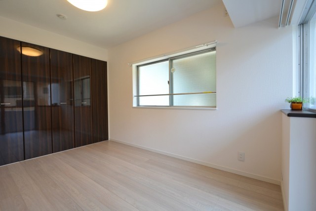 マンション雅叙苑 洋室1