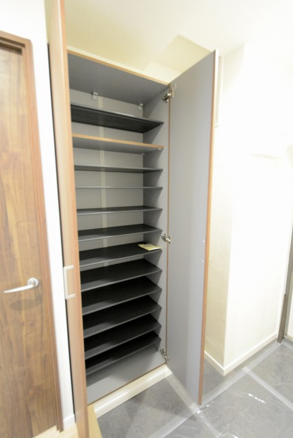 キャッスル共進 玄関