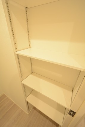 御苑フラワーマンション ウォークインクローゼット