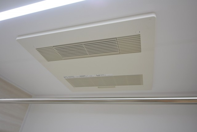 御苑フラワーマンション 浴室