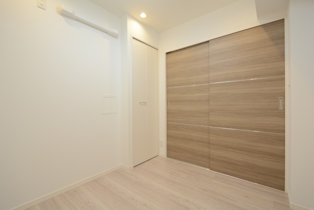 御苑フラワーマンション 洋室2