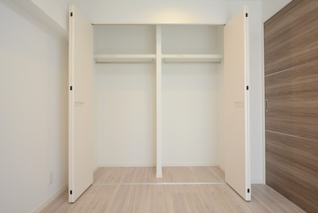 御苑フラワーマンション 洋室1