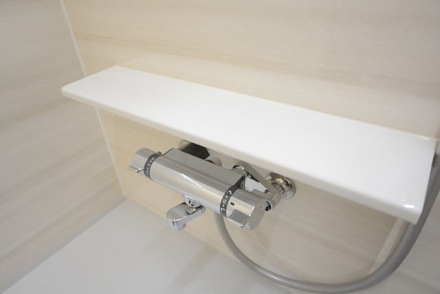 御苑フラワーマンション 浴室