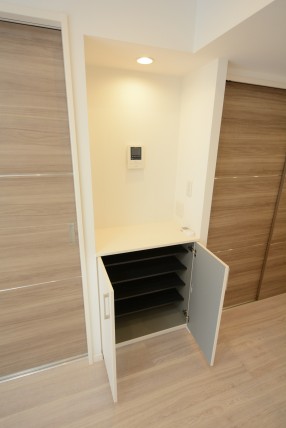 御苑フラワーマンション LDK