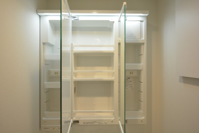 御苑フラワーマンション 洗面室