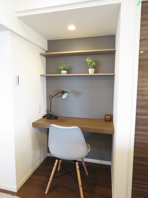 馬事公苑前ハイム　デスク