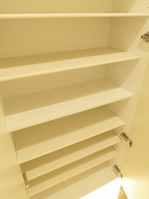 パシフィック馬事公苑前　シューズBOX