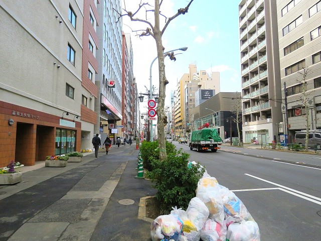 シティハウス西大久保　前面道路