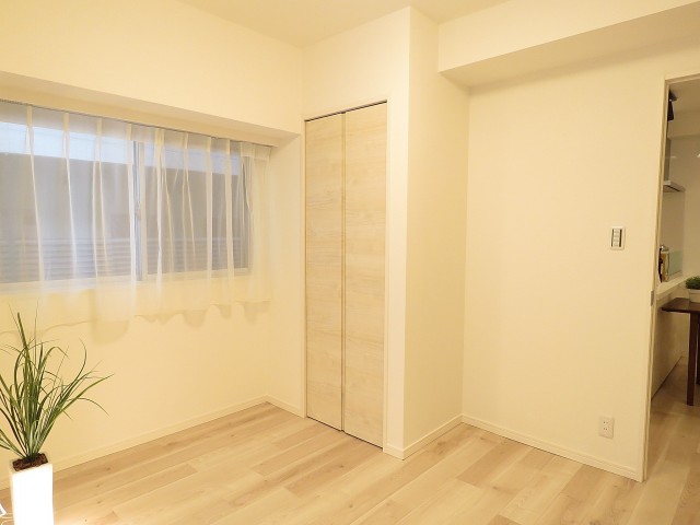 シティハウス西大久保　洋室約5.6帖