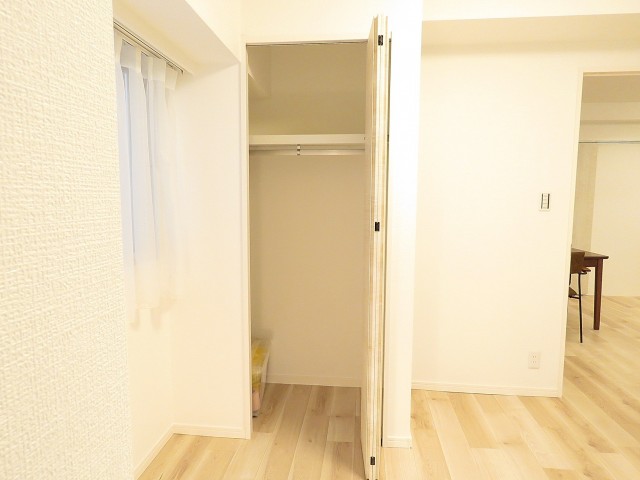 シティハウス西大久保　洋室約5.6帖