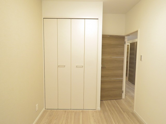 ライオンズマンション三軒茶屋第3　洋室