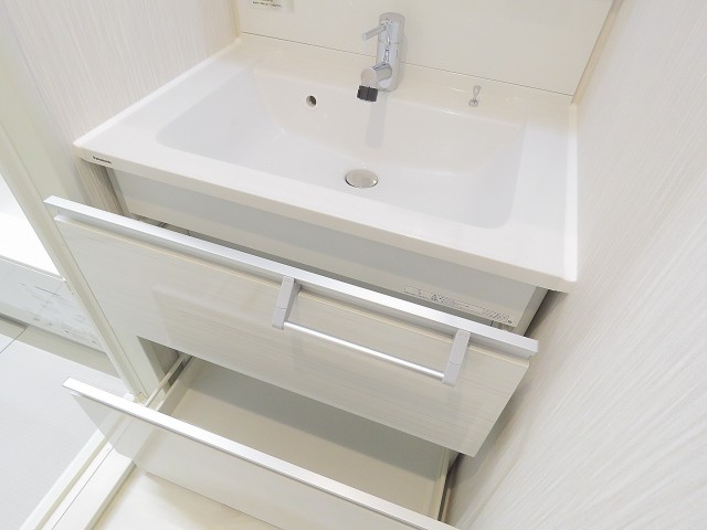 ライオンズマンション三軒茶屋第3　洗面化粧台