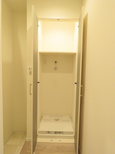 ライオンズマンション三軒茶屋第3　洗濯機置場