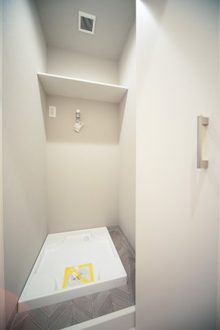 日商岩井碑文谷マンション 玄関廊下