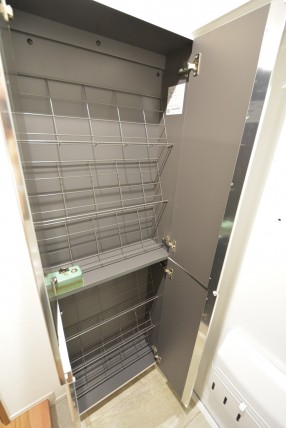 トーエイ高井戸 玄関