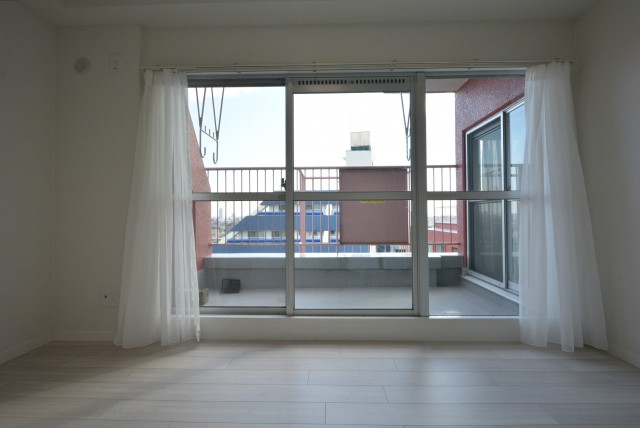 トーア明大前マンション バルコニー