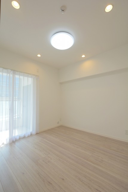 御苑フラワーマンション 洋室1