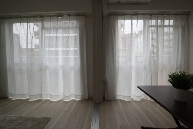 秀和南大井レジデンス洋室