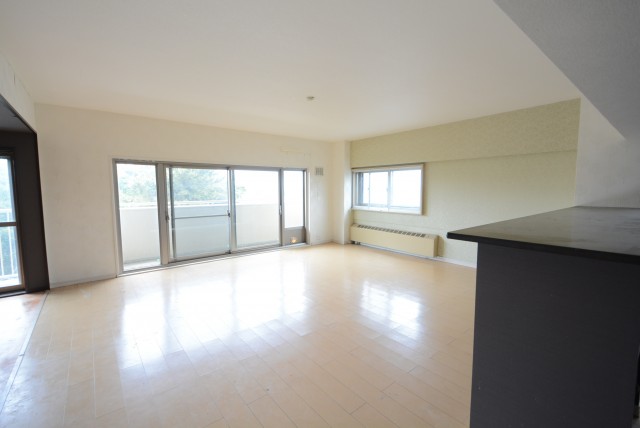 馬事公苑前ハイム1号棟 リビング・ダイニング