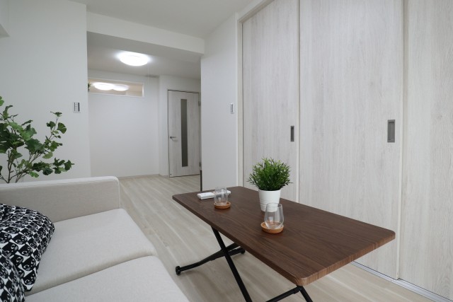 秀和南大井レジデンス リビングダイニング