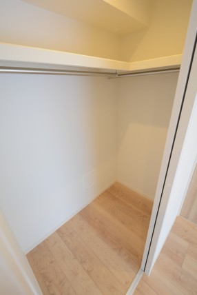 戸山ハイツ 洋室1