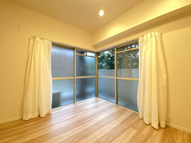 三軒茶屋サンハイツ バルコニー