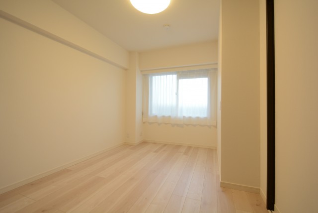 多摩川芙蓉ハイツ３号棟 洋室1