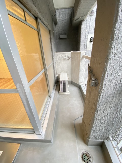 三軒茶屋サンハイツ バルコニー