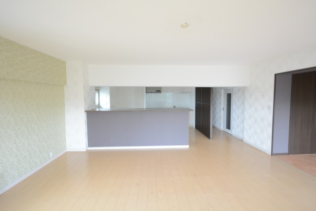 馬事公苑前ハイム1号棟 リビング・ダイニング