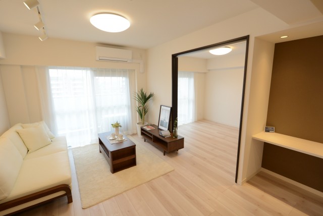 多摩川芙蓉ハイツ３号棟 リビング・ダイニング