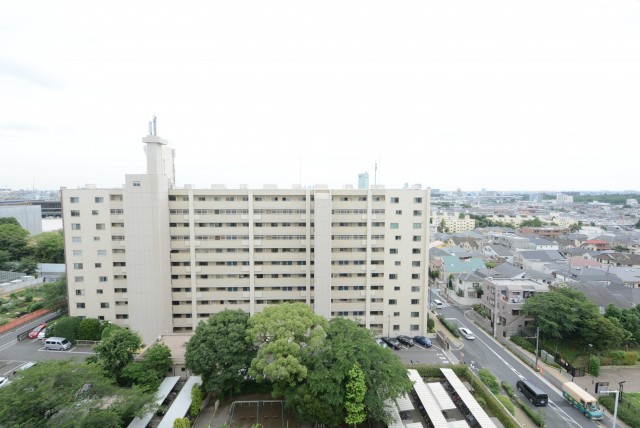 馬事公苑前ハイム2号棟 南バルコニー