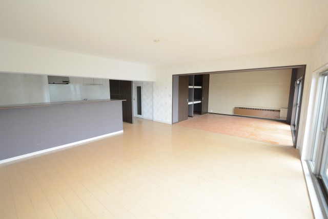 馬事公苑前ハイム1号棟 リビング・ダイニング