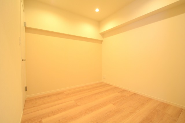 戸山ハイツ 洋室2