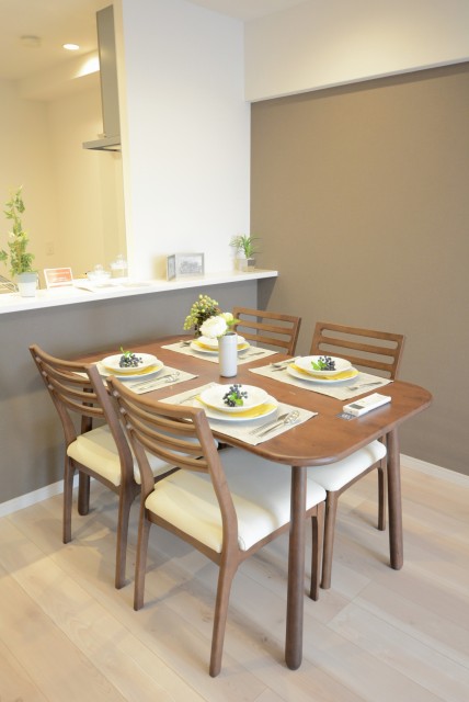 多摩川芙蓉ハイツ３号棟 リビング・ダイニング