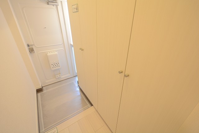 給田南住宅2号棟 玄関