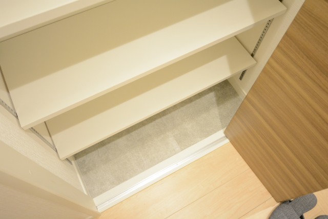 馬事公苑前ハイム2号棟 玄関