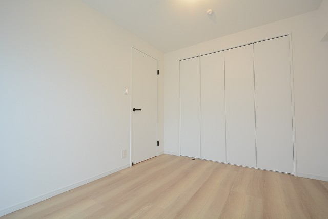 ライオンズマンション玉堤 洋室3