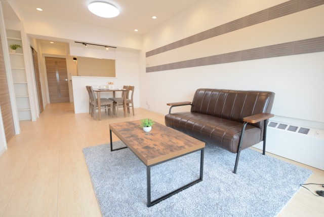 馬事公苑前ハイム2号棟 リビング・ダイニング