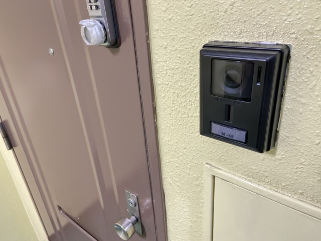 三軒茶屋サンハイツ 玄関