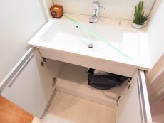 柿の木坂東豊エステート　洗面化粧台