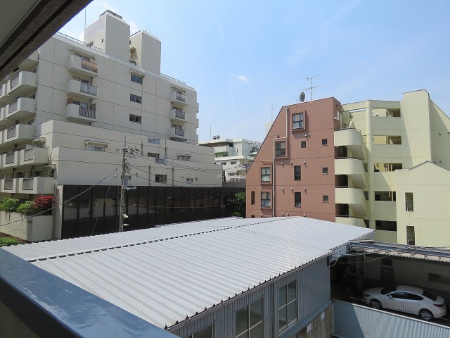 セブンスターマンション西五反田　共用廊下眺望