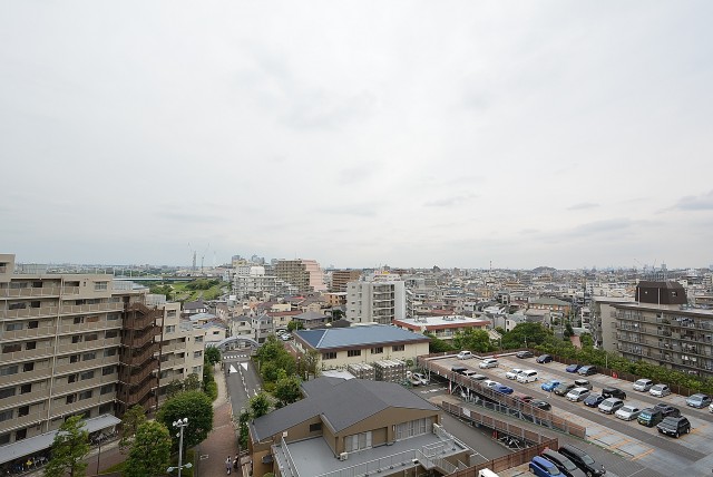 多摩川芙蓉ハイツ３号棟 外廊下