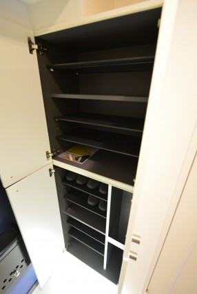 藤和三軒茶屋コープ 玄関