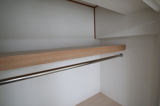 秀和南大井レジデンス洋室