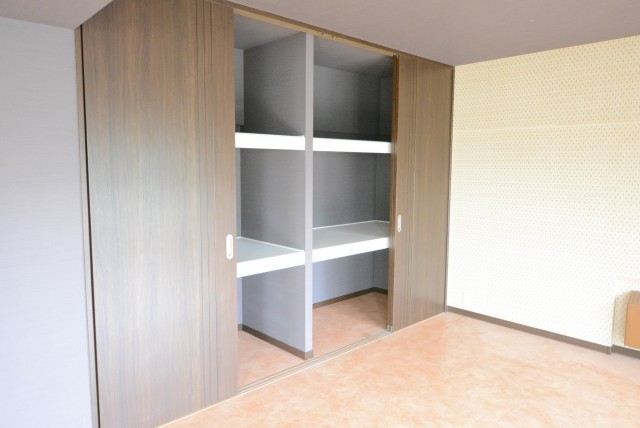 馬事公苑前ハイム1号棟 リビング・ダイニング