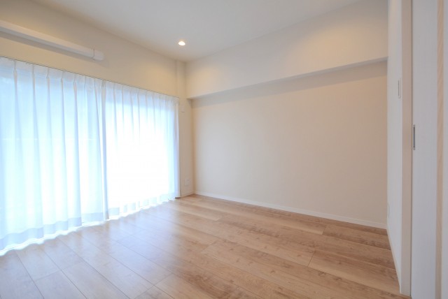 戸山ハイツ 洋室1