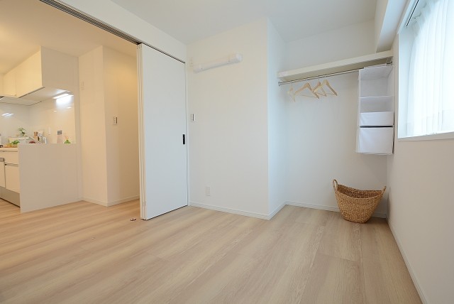 ライオンズマンション玉堤 洋室2