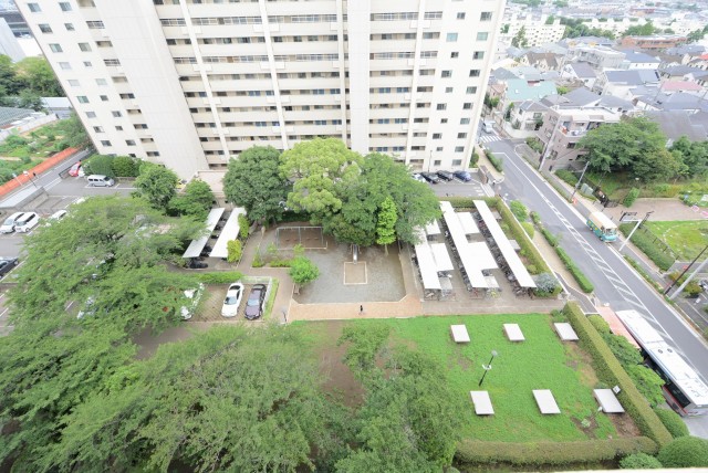 馬事公苑前ハイム2号棟 南バルコニー