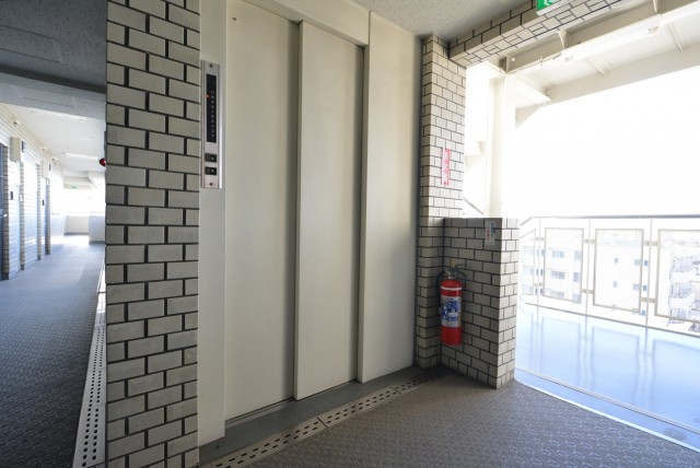 藤和三軒茶屋コープ 玄関まで